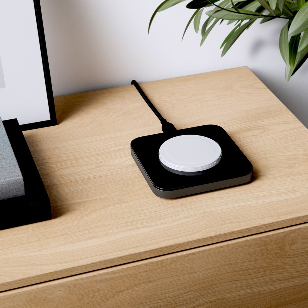 Base One MagSafe Charger from Nomad
